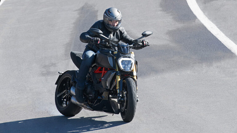 DIAVEL 1260 – ROB THE SCENE