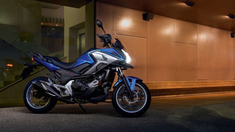 NC750X: BOLD AND BRAVE