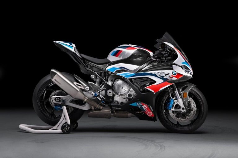 New M 1000 RR: Performance & Exclusiveness