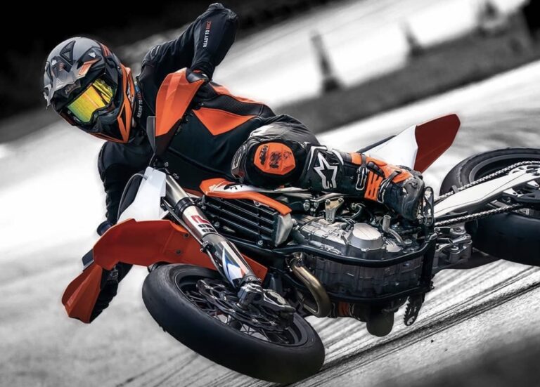 Legend Returns: 2021 KTM 450 SMR
