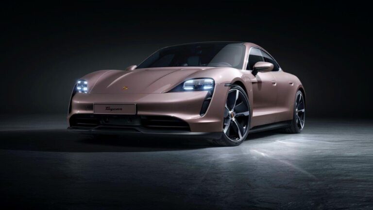 New Porsche Taycan: Innovative Performance
